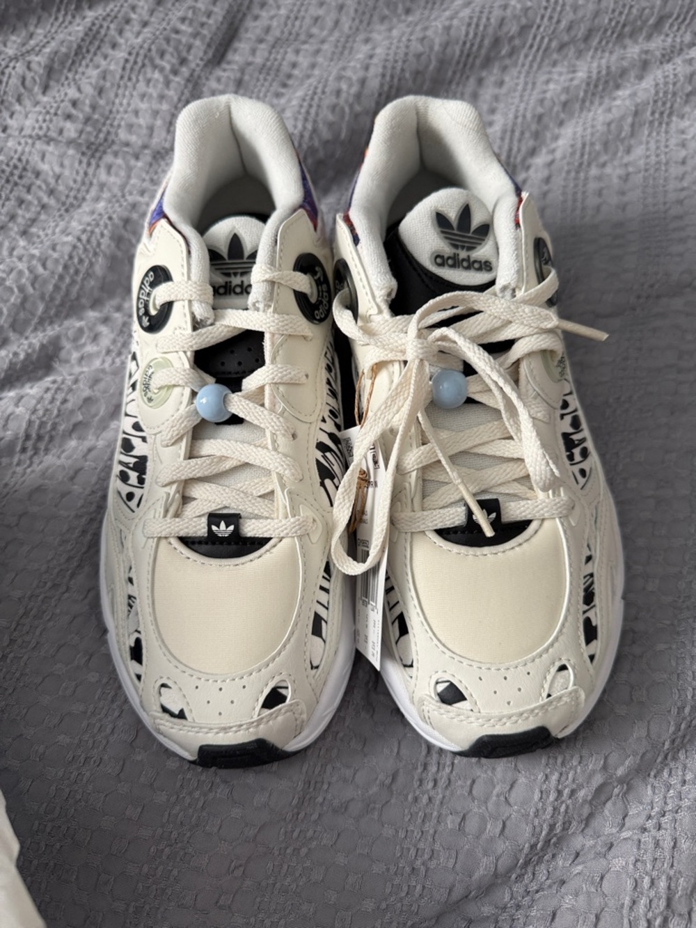 adidas White Multicolor Pattern Running Sneakers SIZE 6.5